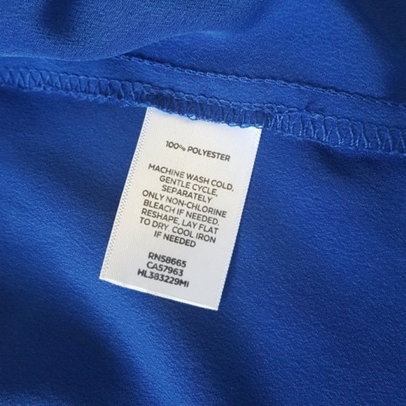 🚫SOLD🚫 Chelsea28 Off the Shoulder Ruffle Sleeve Blouse M - Picture 5 of 10